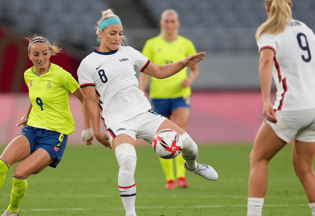 包含美国女足队员精彩表现,助力球队跻身世界杯决赛的词条 包含美国女足队员精彩表现,助力球队跻身世界杯决赛的词条